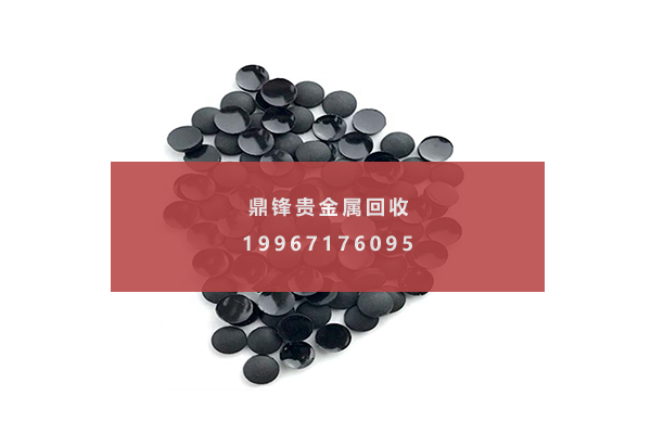 锗 锗.png